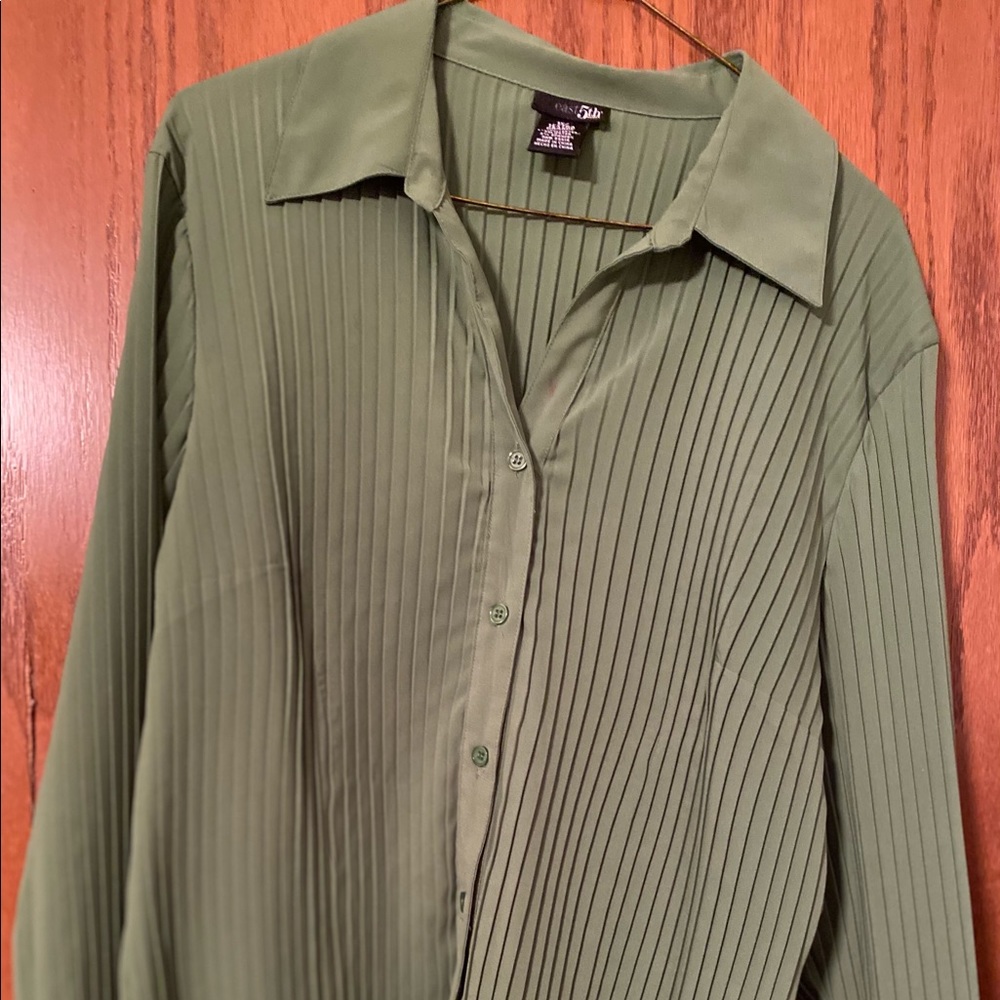 {{3/$10 item}} East 5th Women’s Shirt